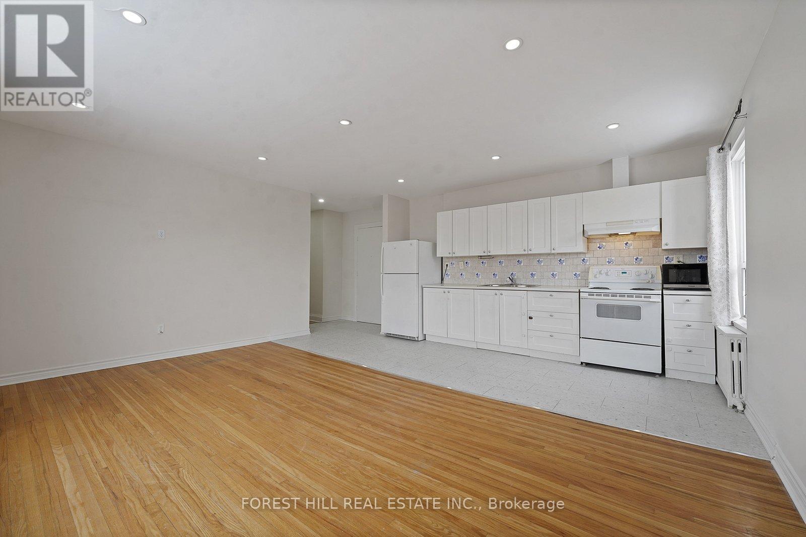 6 - 2839 Keele Street, Toronto, Ontario  M3M 2G7 - Photo 12 - W12896422