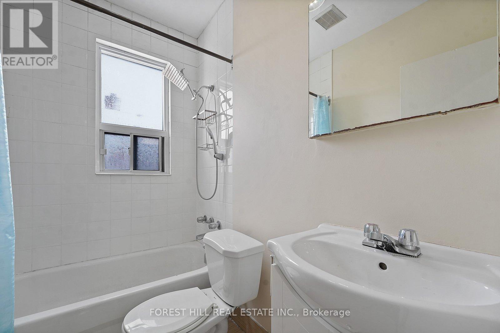 6 - 2839 Keele Street, Toronto, Ontario  M3M 2G7 - Photo 25 - W12896422
