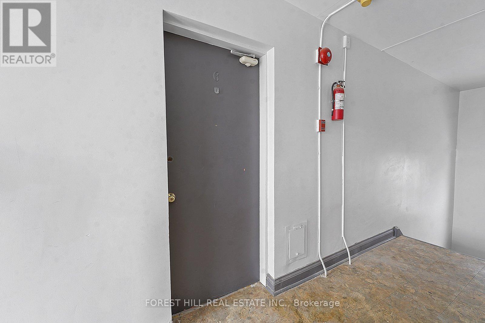 6 - 2839 Keele Street, Toronto, Ontario  M3M 2G7 - Photo 26 - W12896422