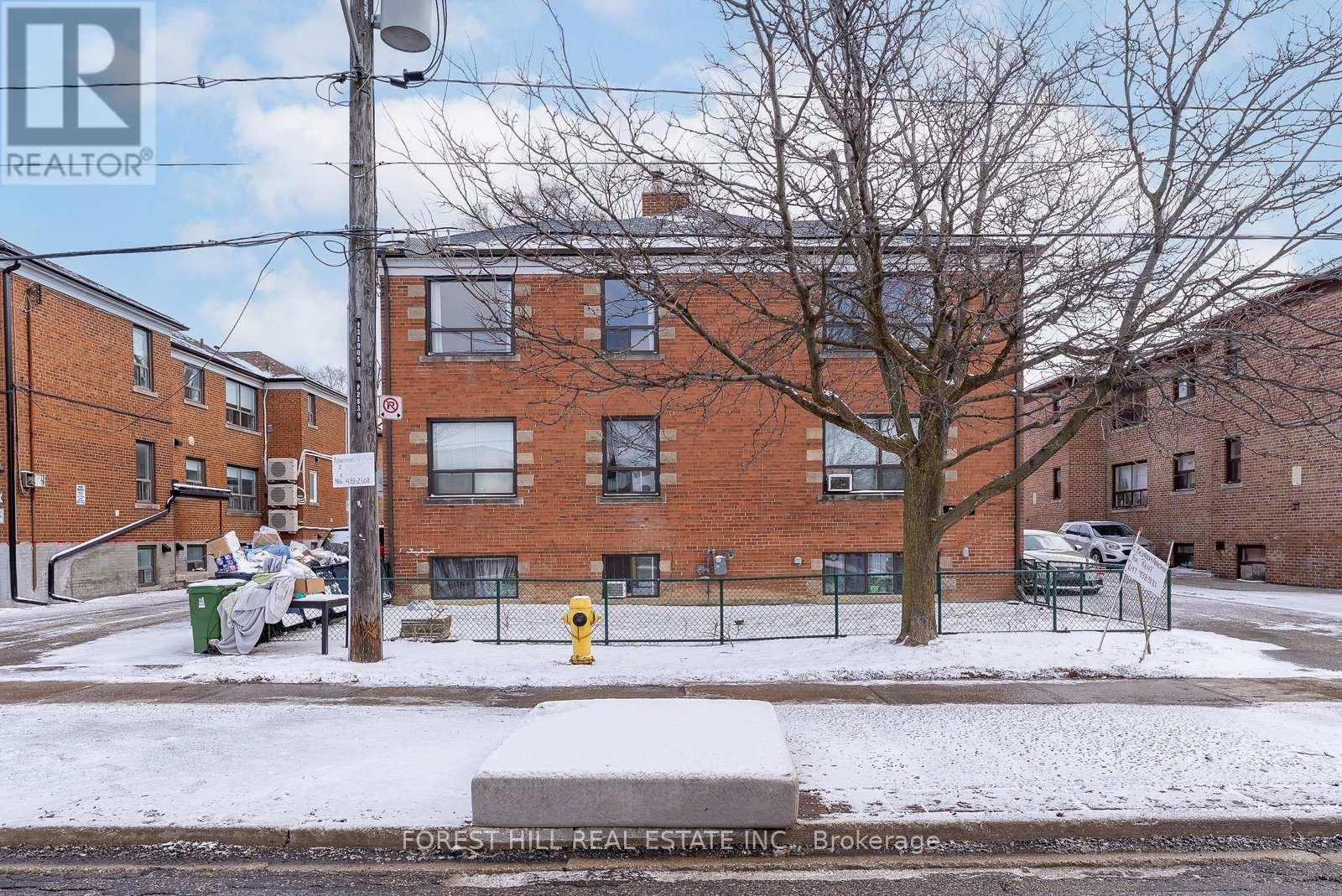 6 - 2839 Keele Street, Toronto, Ontario  M3M 2G7 - Photo 3 - W12896422