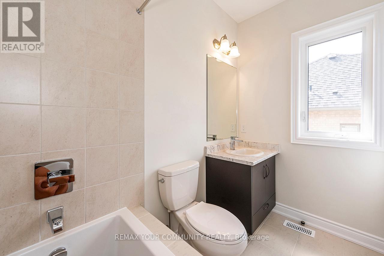 73 James Walker Avenue, Caledon, Ontario  L4C 4N1 - Photo 23 - W12896510