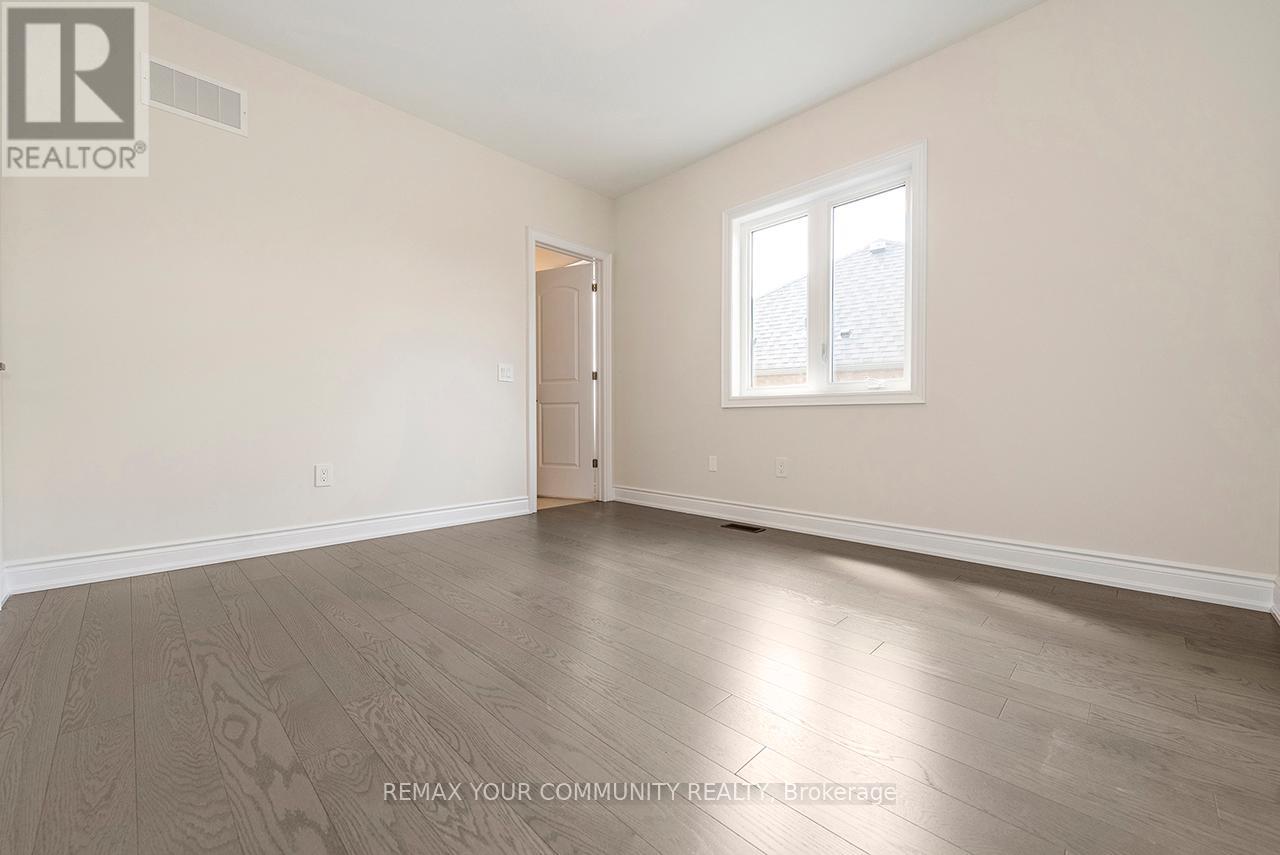 73 James Walker Avenue, Caledon, Ontario  L4C 4N1 - Photo 26 - W12896510