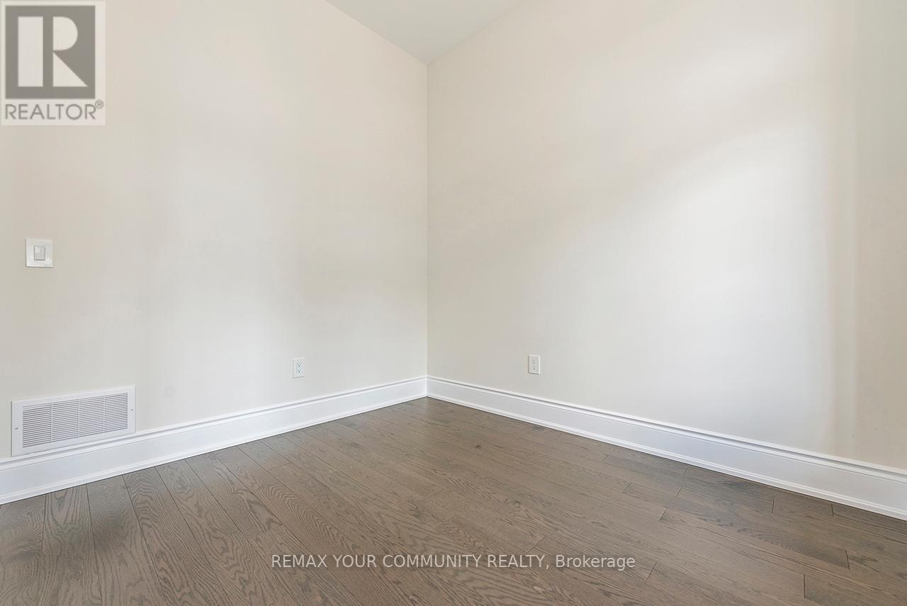 73 James Walker Avenue, Caledon, Ontario  L4C 4N1 - Photo 49 - W12896510