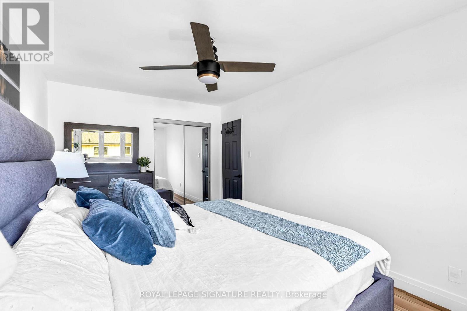 5273 Banting Court E, Burlington, Ontario  L7L 2Z4 - Photo 16 - W12896516