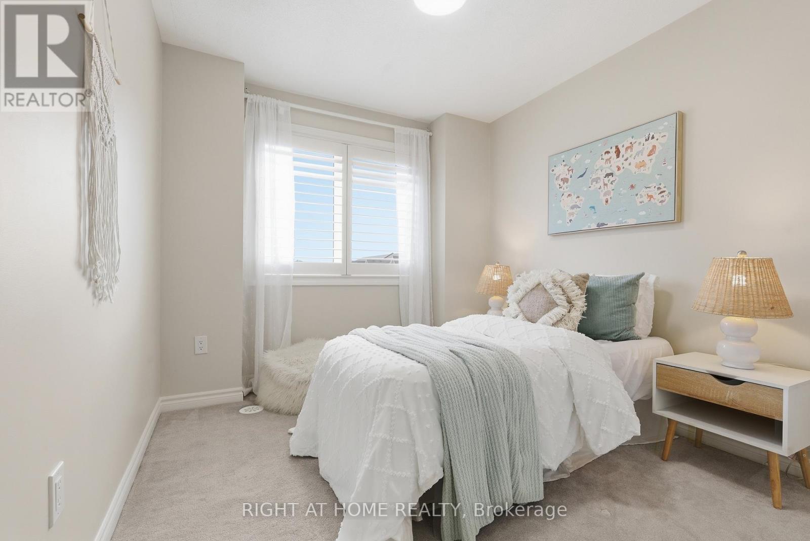 20-04 - 2420 Baronwood Drive, Oakville, Ontario  L6M 0X6 - Photo 27 - W12896520