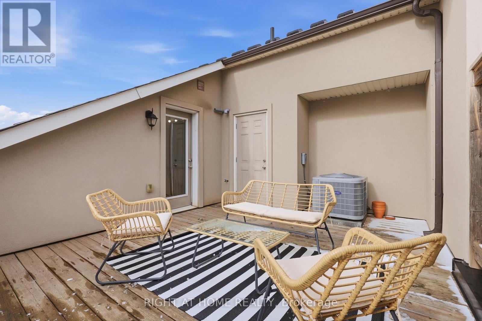 20-04 - 2420 Baronwood Drive, Oakville, Ontario  L6M 0X6 - Photo 35 - W12896520