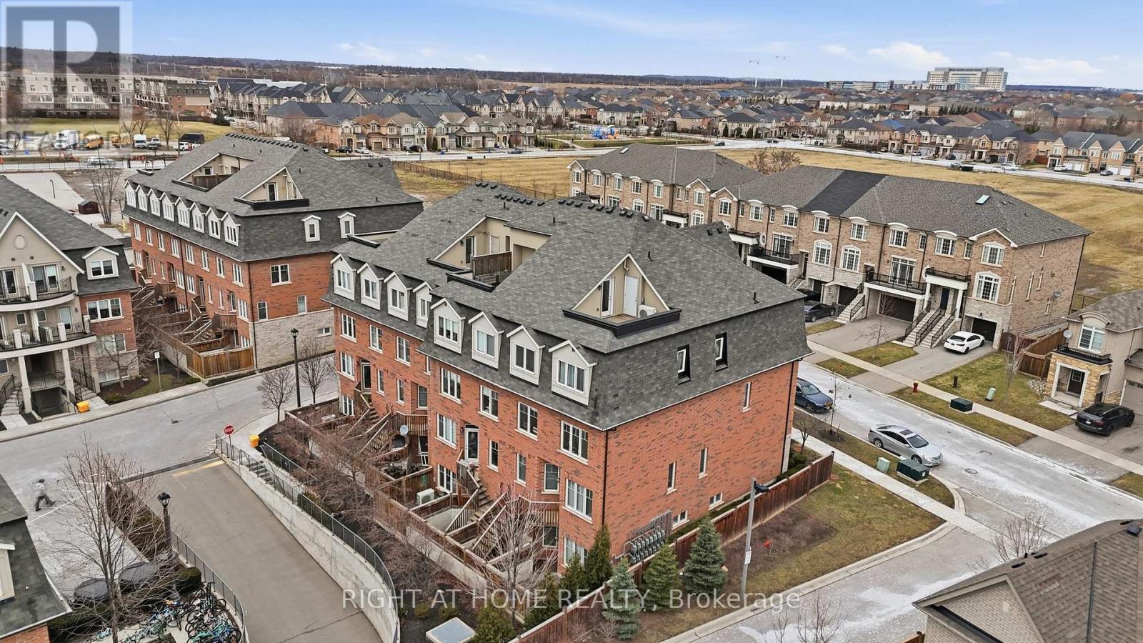 20-04 - 2420 Baronwood Drive, Oakville, Ontario  L6M 0X6 - Photo 38 - W12896520