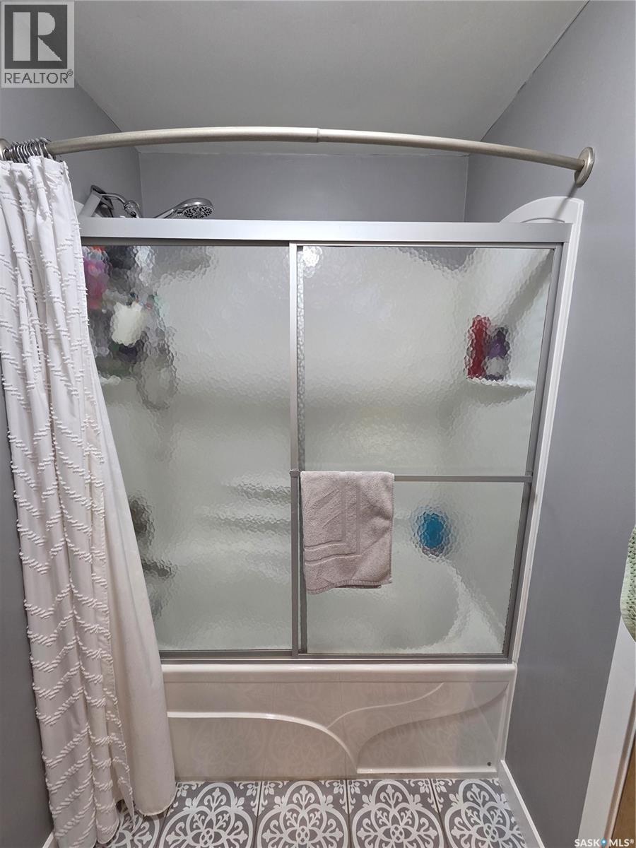 519 Carlyle Avenue, Carlyle, Saskatchewan  S0C 0R0 - Photo 16 - SK030611