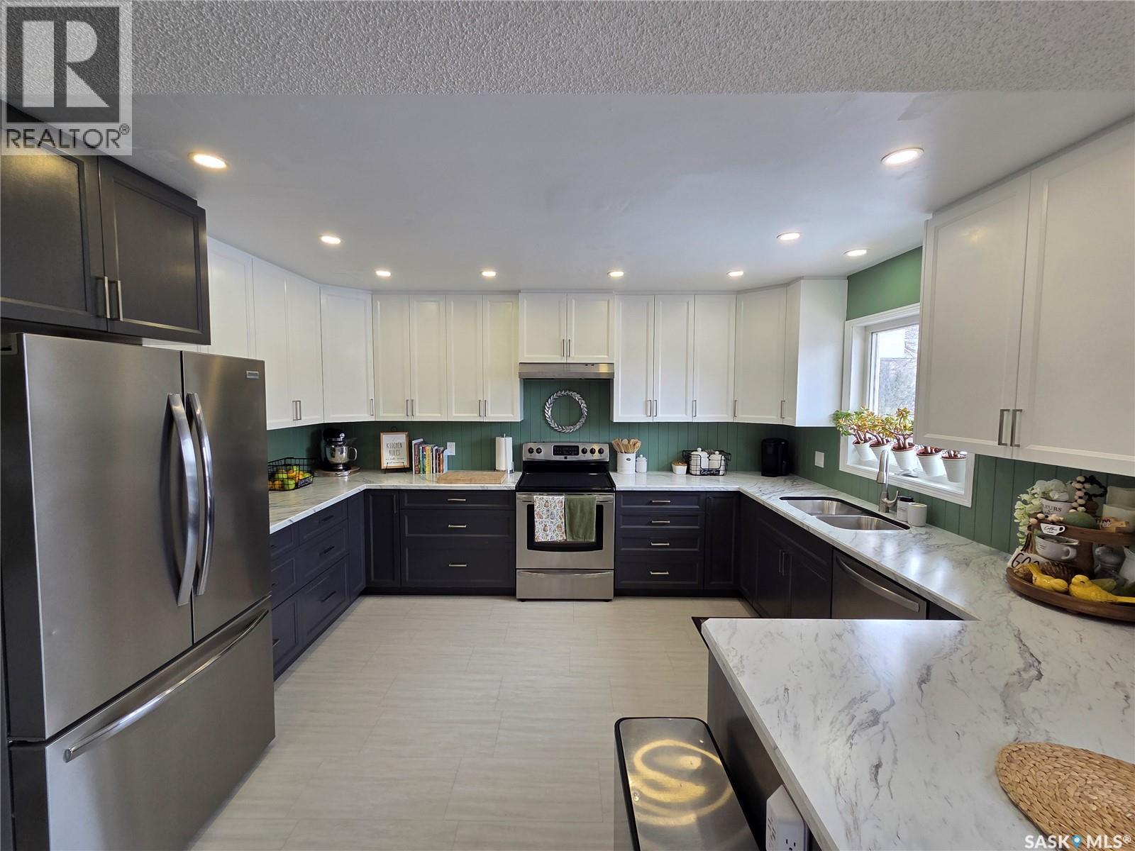 519 Carlyle Avenue, Carlyle, Saskatchewan  S0C 0R0 - Photo 27 - SK030611