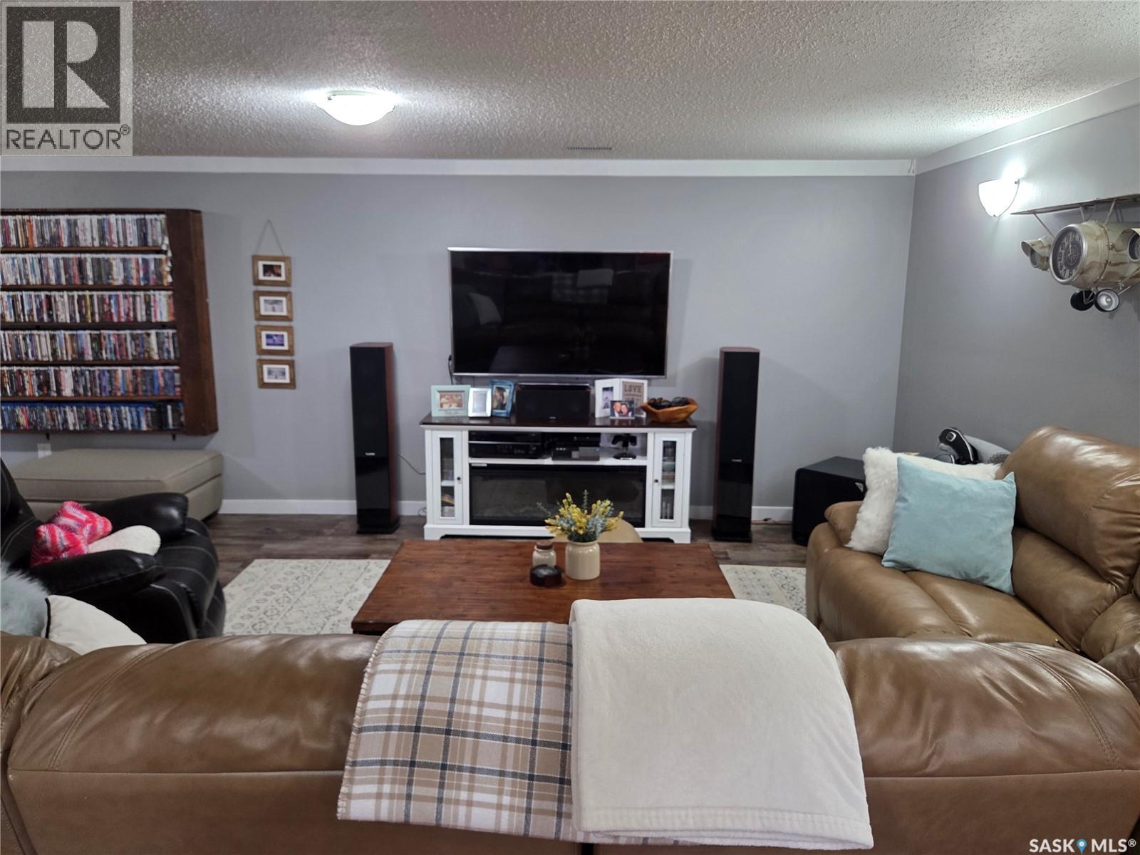 519 Carlyle Avenue, Carlyle, Saskatchewan  S0C 0R0 - Photo 40 - SK030611