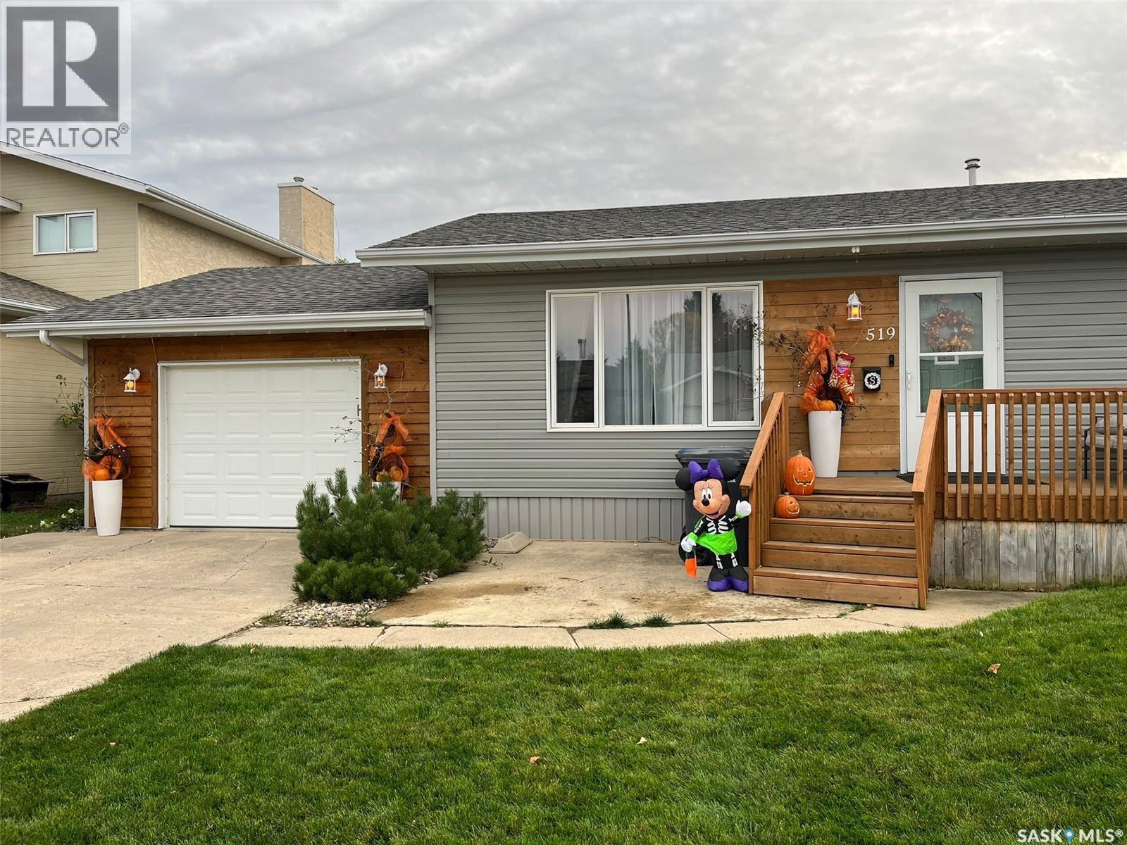 519 Carlyle Avenue, Carlyle, Saskatchewan  S0C 0R0 - Photo 46 - SK030611