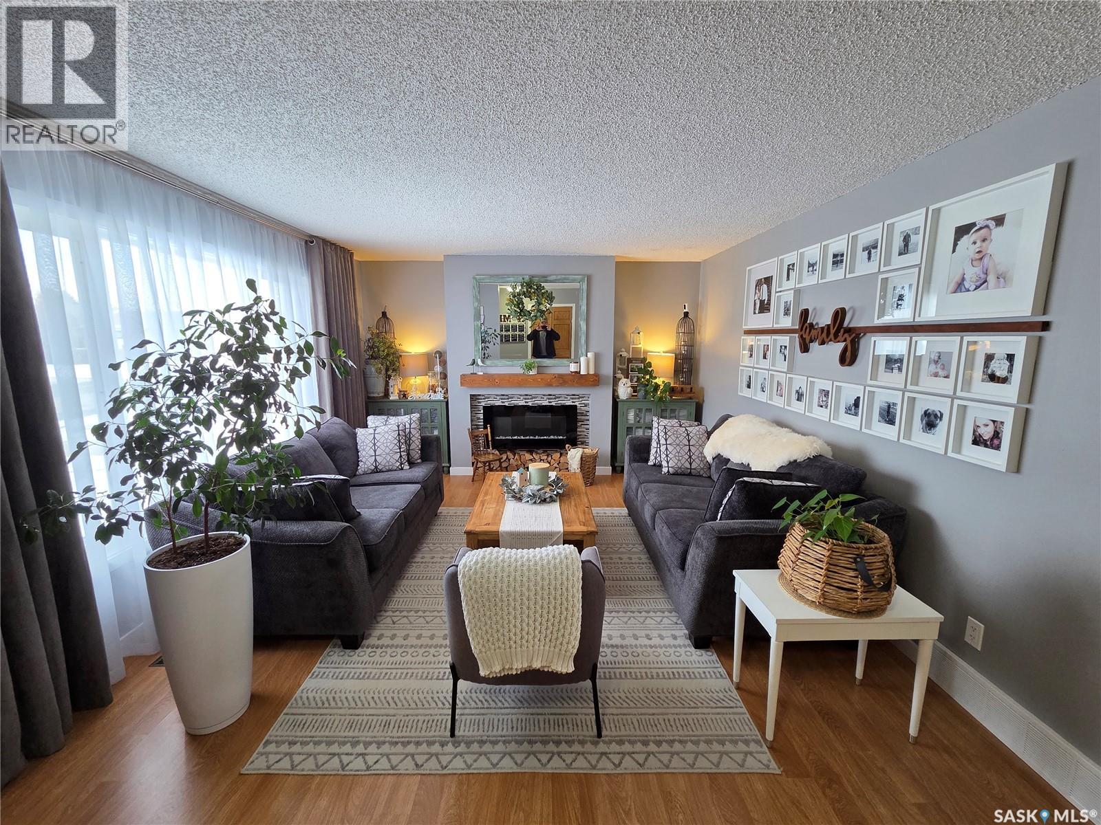 519 Carlyle Avenue, Carlyle, Saskatchewan  S0C 0R0 - Photo 9 - SK030611