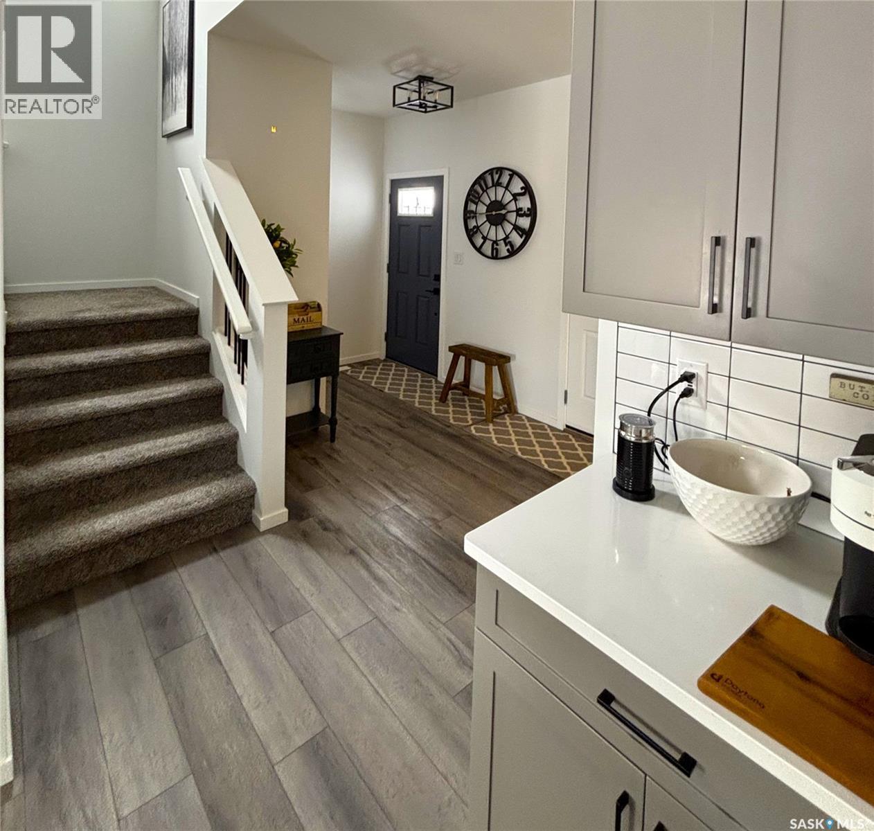 523 Kensington Place, Saskatoon, Saskatchewan  S7L 6N7 - Photo 3 - SK030729