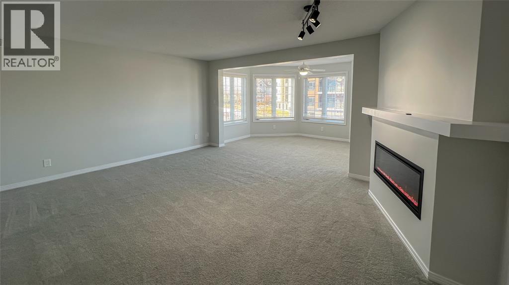 1520 Venetian Boulevard Unit# M-212, Point Edward photo 4