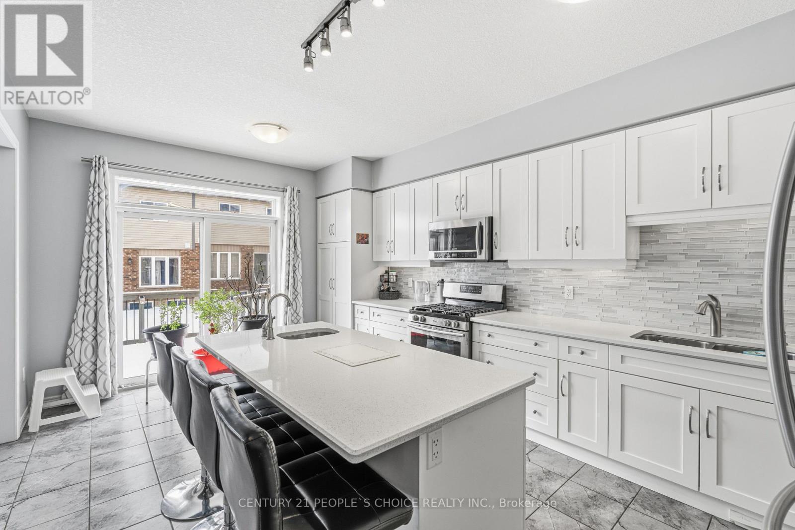 72 Grand Flats Trail, Waterloo, Ontario  N2A 0J8 - Photo 10 - X12896366