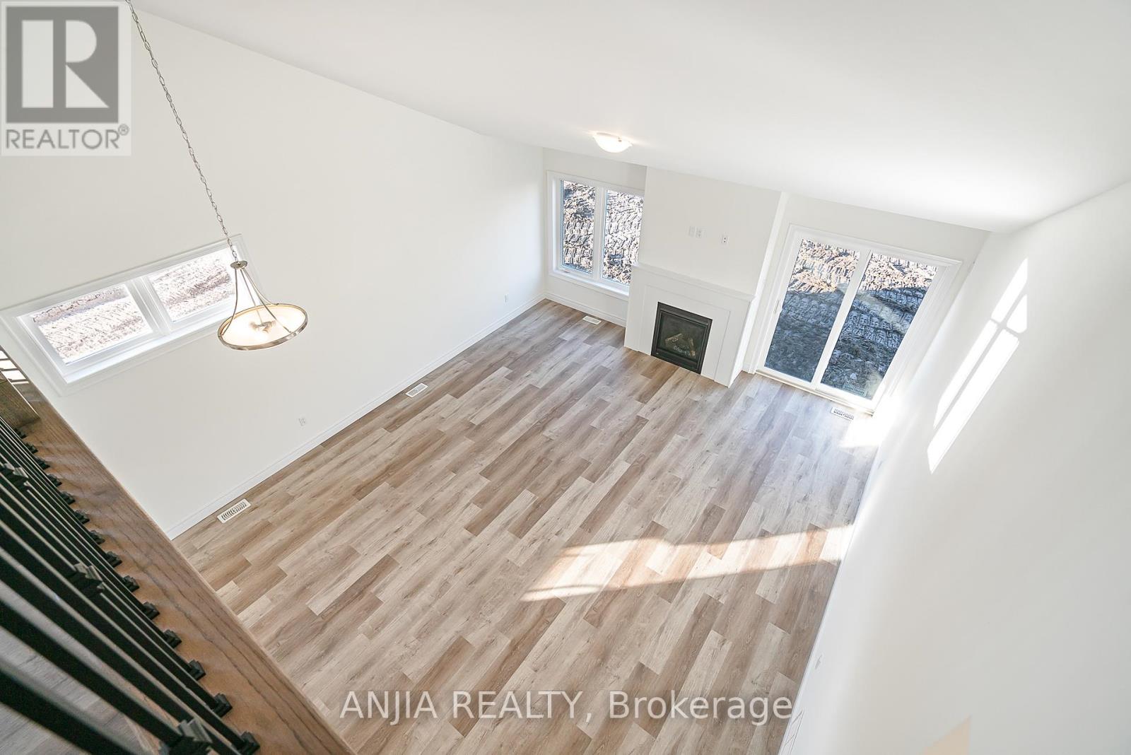 54 Beach Walk Crescent, Fort Erie, Ontario  L0S 1N0 - Photo 22 - X12896408