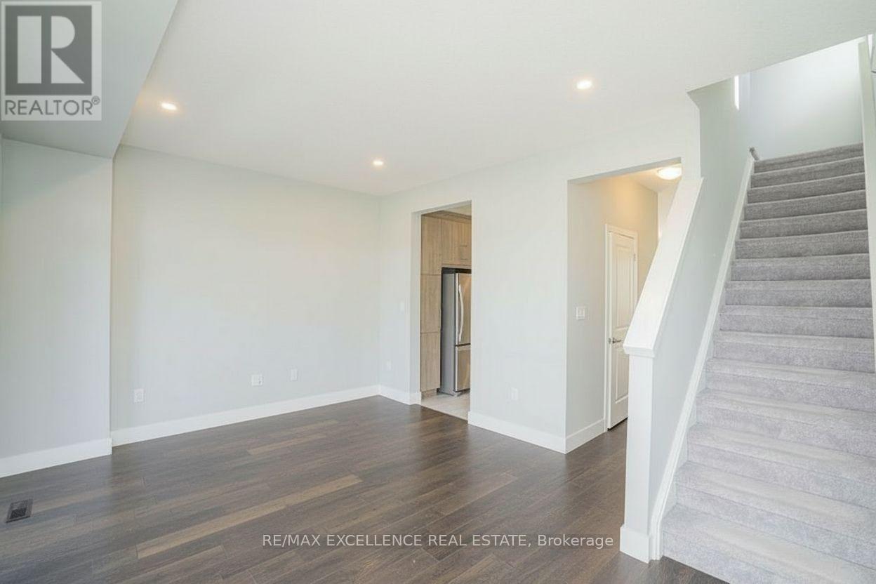 172 - 177 Edge Valley Road, London East, Ontario  N5V 0C5 - Photo 21 - X12896460