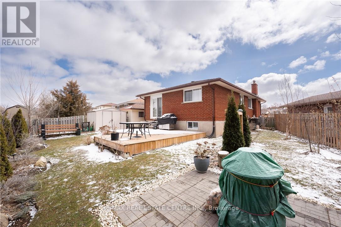 39 Hazelwood Crescent, Cambridge, Ontario  N1R 7T8 - Photo 39 - X12896534