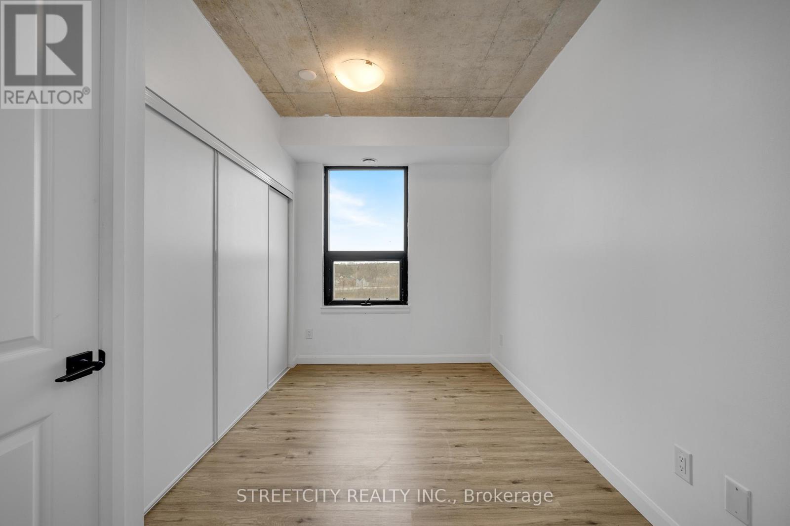 606 - 7 Erie Avenue, Brantford, Ontario  N3S 2E7 - Photo 13 - X12896552