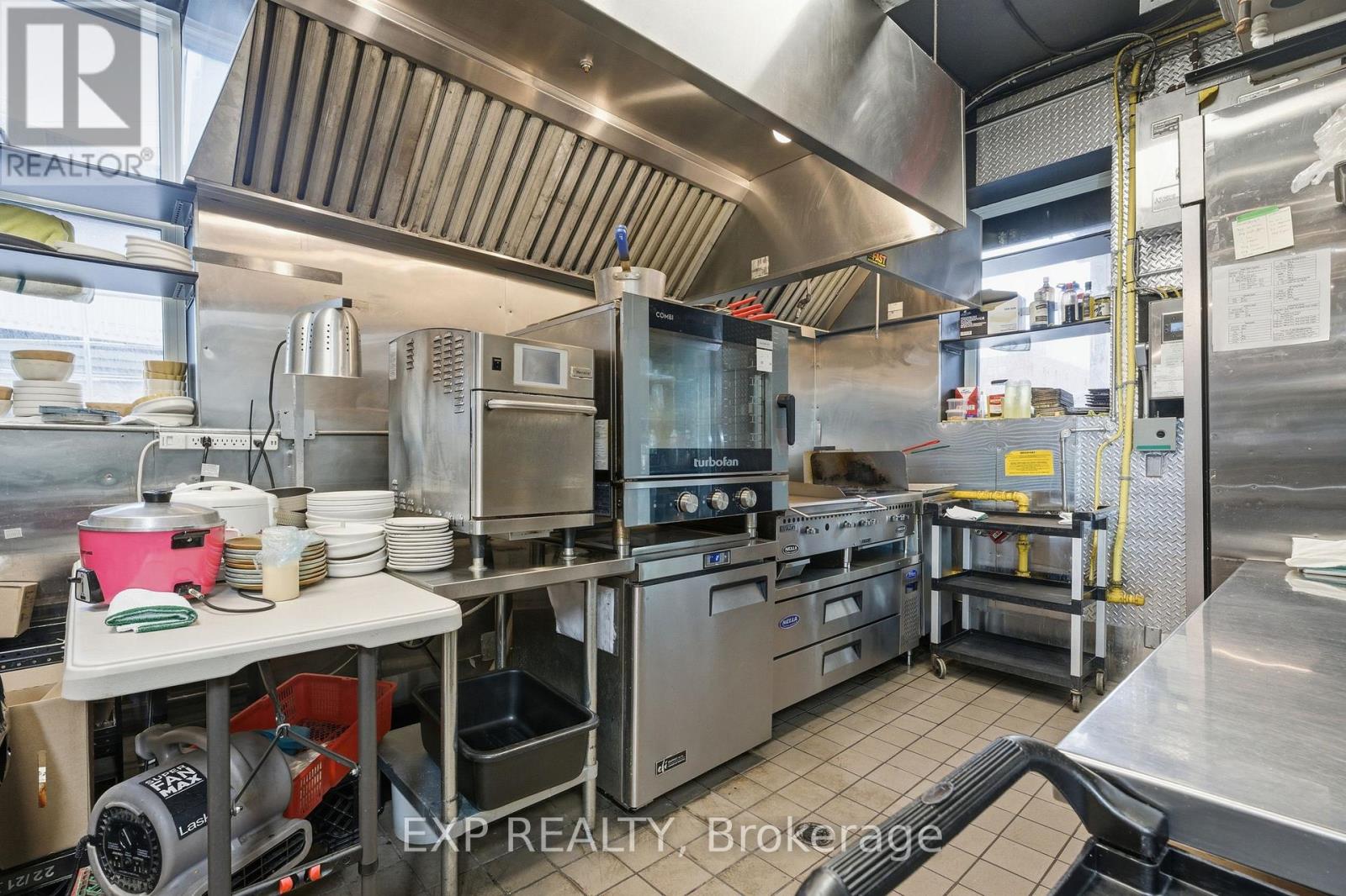 301 Barton Street E, Hamilton, Ontario  L8L 2X4 - Photo 6 - X12886852