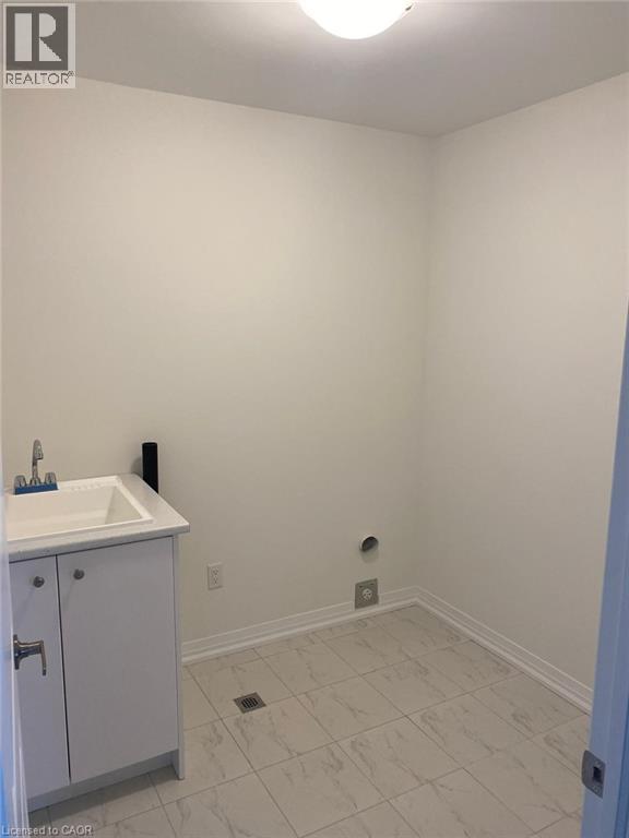 3 Pinnacle Court, Hamilton, Ontario  L0R 1W0 - Photo 10 - 40813183