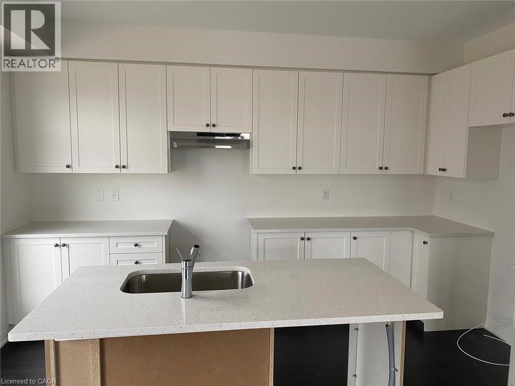 3 Pinnacle Court, Hamilton, Ontario  L0R 1W0 - Photo 4 - 40813183