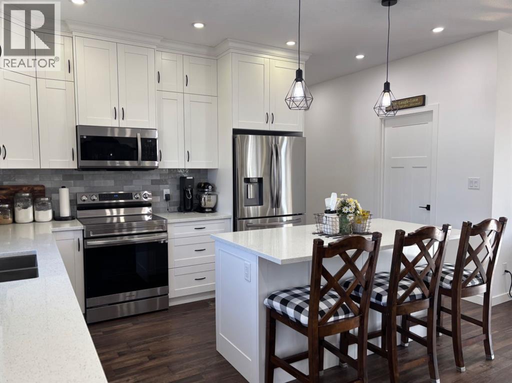 349 E 1 Avenue N, Magrath, Alberta  T0K 1J0 - Photo 16 - A2283786