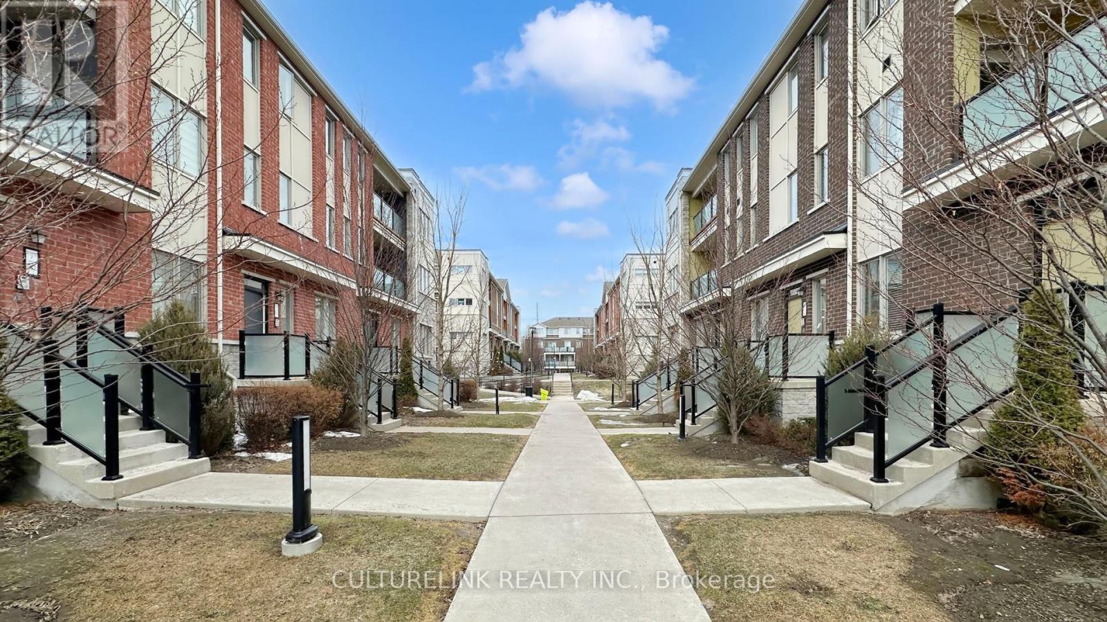 605 - 1148 Dragonfly Avenue, Pickering, Ontario  L1H 0X5 - Photo 3 - E12870180