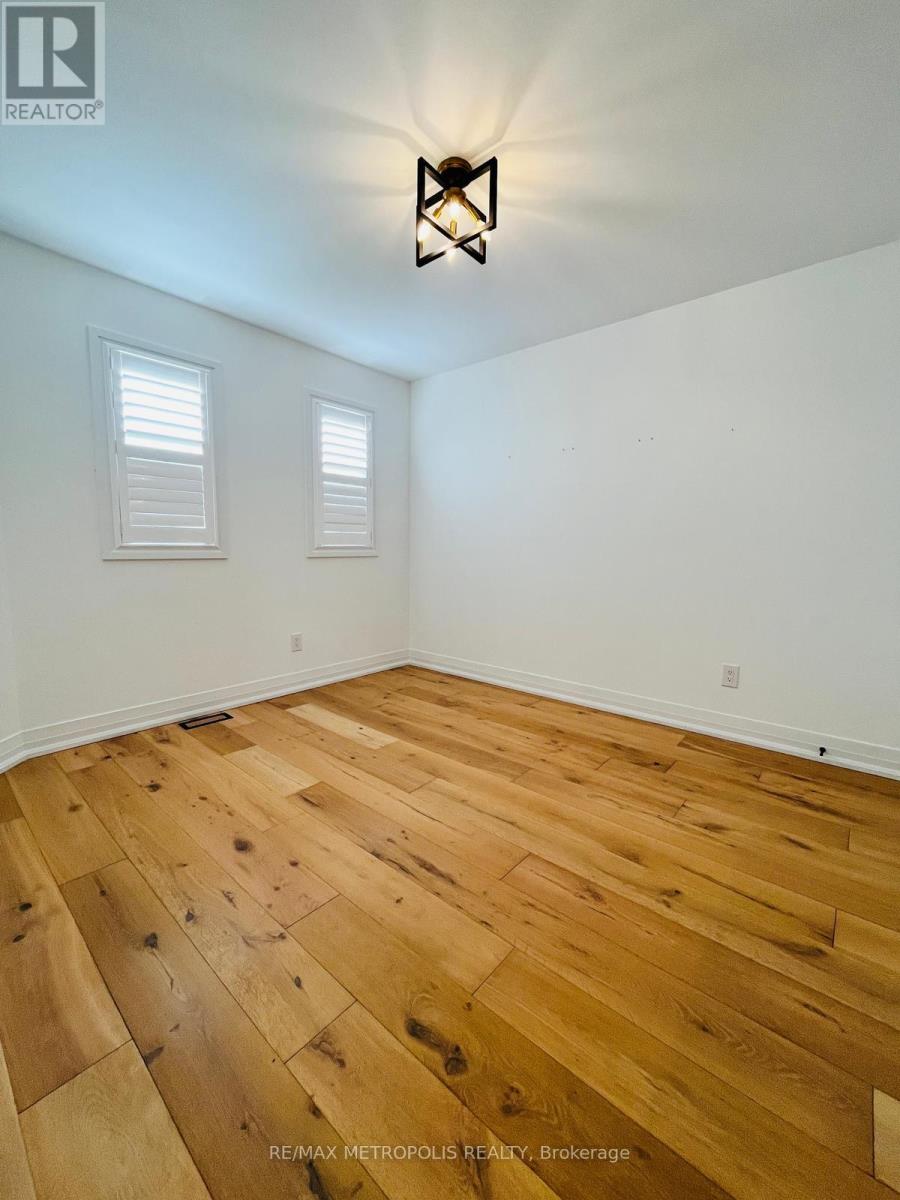 133 Lady May Drive, Oshawa, Ontario  L1R 3M5 - Photo 10 - E12895526