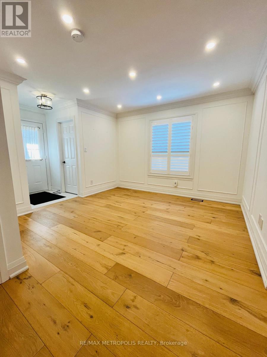 133 Lady May Drive, Oshawa, Ontario  L1R 3M5 - Photo 3 - E12895526