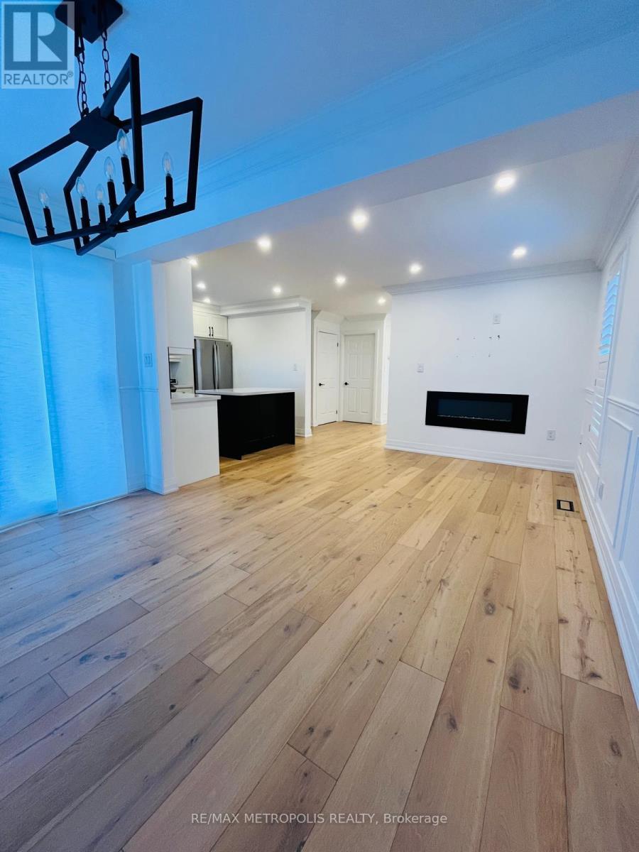 133 Lady May Drive, Oshawa, Ontario  L1R 3M5 - Photo 5 - E12895526