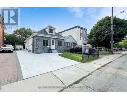 14 SPEARS STREET, Toronto, Ontario