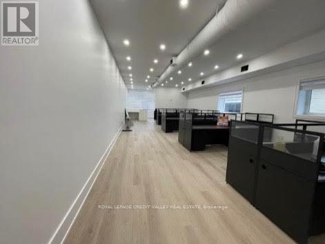 40 Queen Street W, Brampton, Ontario  L6V 1A1 - Photo 2 - W12876212