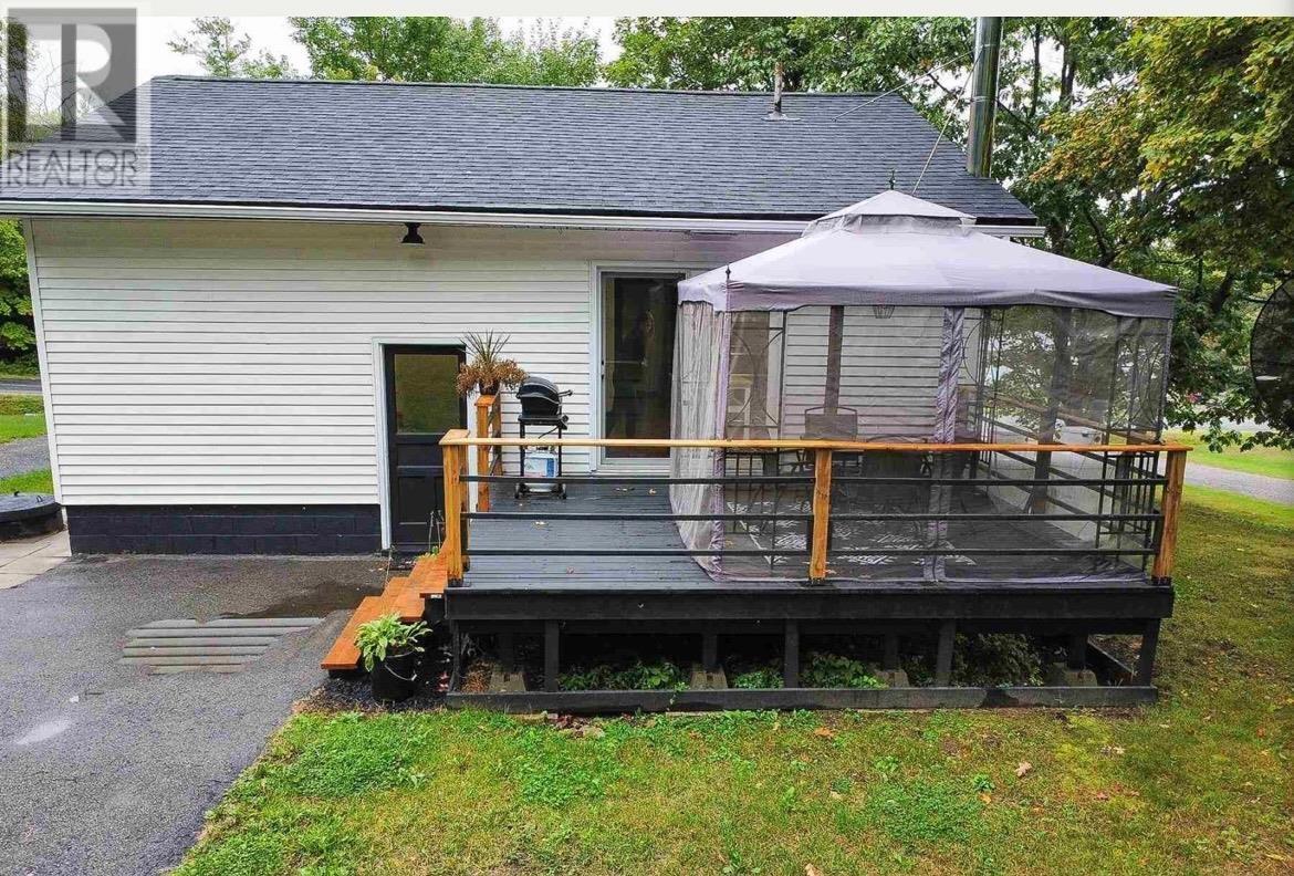 1099 Centre St, Algoma Mills, Ontario  P0R 1A0 - Photo 3 - SM260486