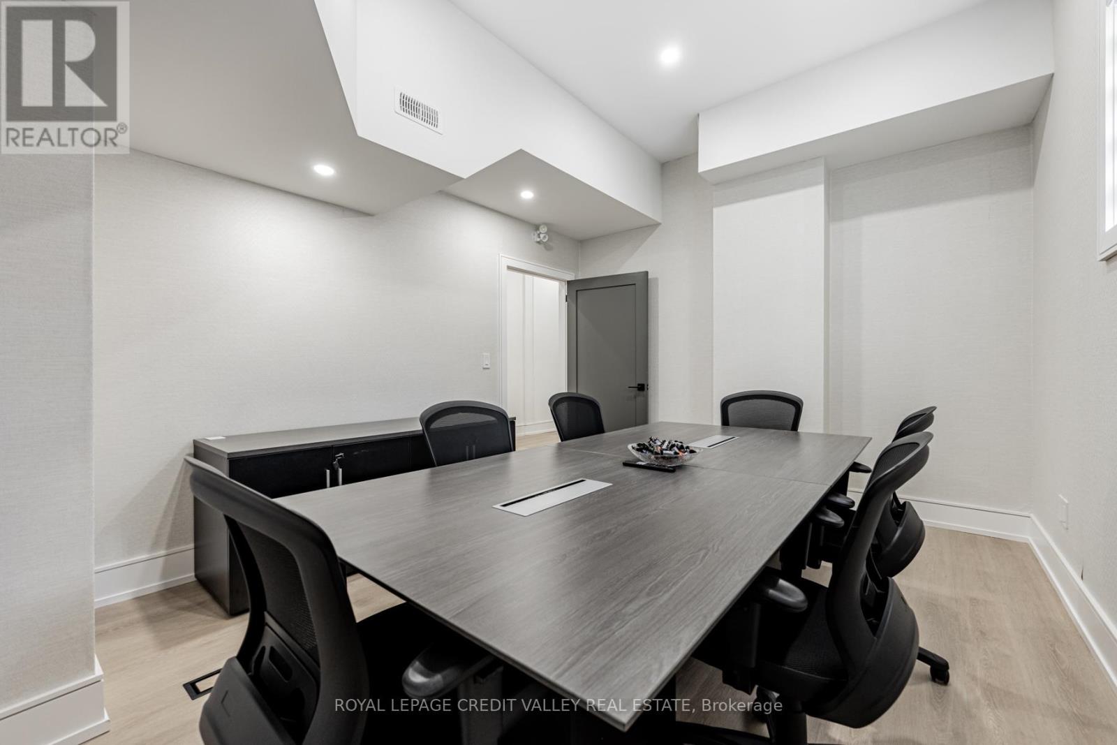 40 Queen Street W, Brampton, Ontario  L6V 1A1 - Photo 25 - W12876212