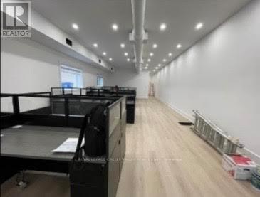 40 Queen Street W, Brampton, Ontario  L6V 1A1 - Photo 8 - W12876212