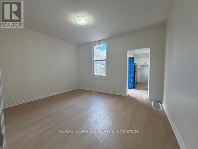 Unit 3 - 267 Catharine Street N, Hamilton, Ontario  L8L 4S8 - Photo 4 - X12824318