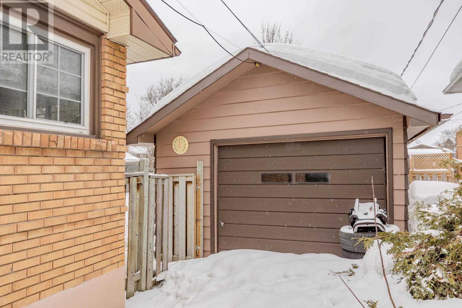 71 Capp Ave, Sault Ste. Marie, Ontario  P6A 3R7 - Photo 4 - SM260493