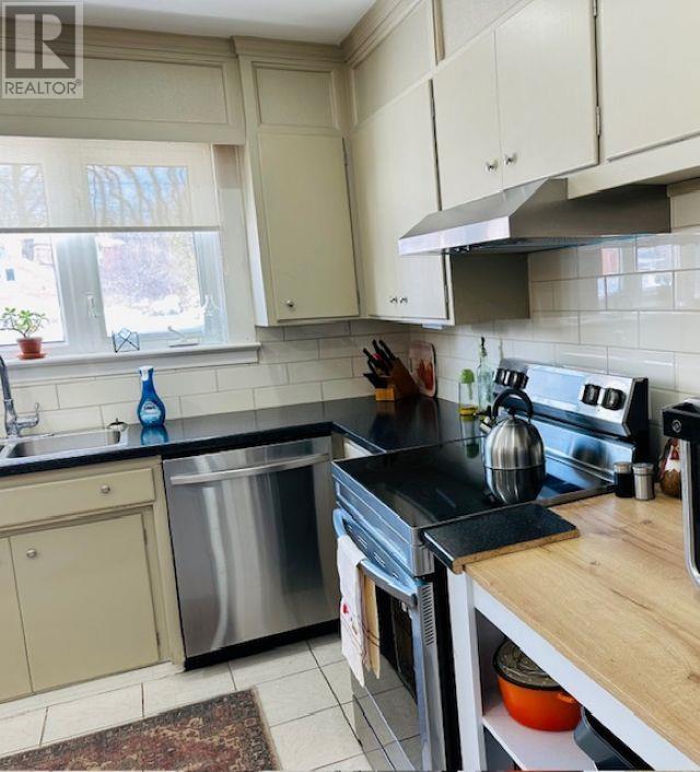 112 Upton Rd, Sault Ste. Marie, Ontario  P6A 3W1 - Photo 19 - SM260494