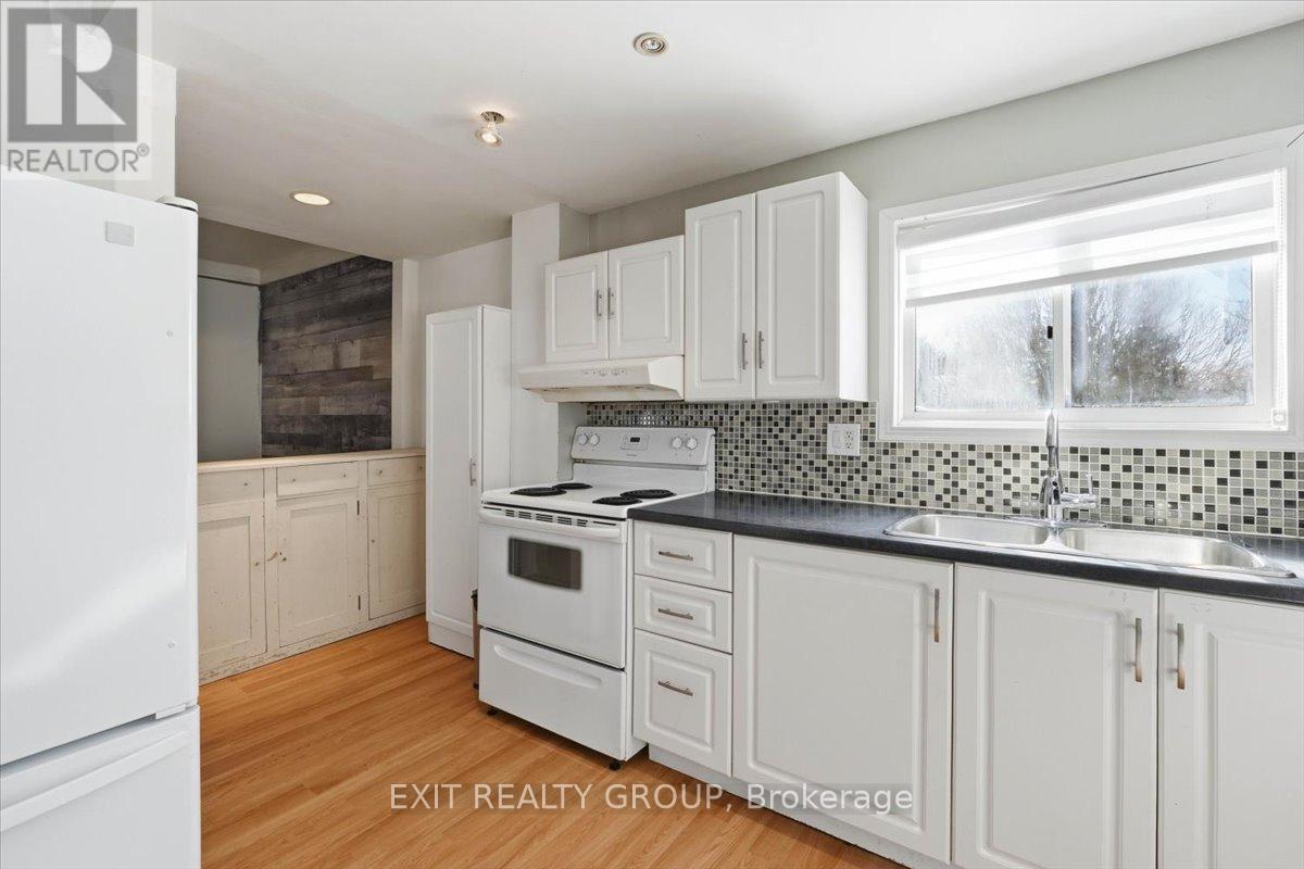 291 Tweed Street, Cobourg, Ontario  K9A 2R8 - Photo 16 - X12896658