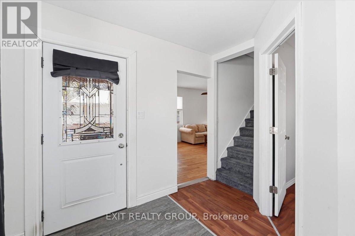 291 Tweed Street, Cobourg, Ontario  K9A 2R8 - Photo 5 - X12896658