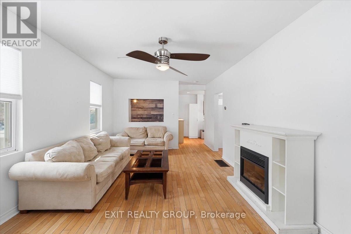 291 Tweed Street, Cobourg, Ontario  K9A 2R8 - Photo 9 - X12896658