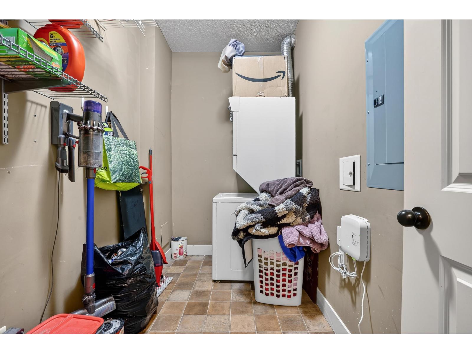 100 45893 Chesterfield Avenue, Chilliwack Downtown, Chilliwack, British Columbia  V2P 1M5 - Photo 13 - R3098190