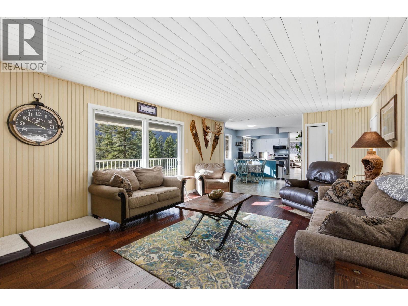 3023 De Sous Mountain Road, Williams Lake, British Columbia  V2G 5M8 - Photo 7 - R3101138