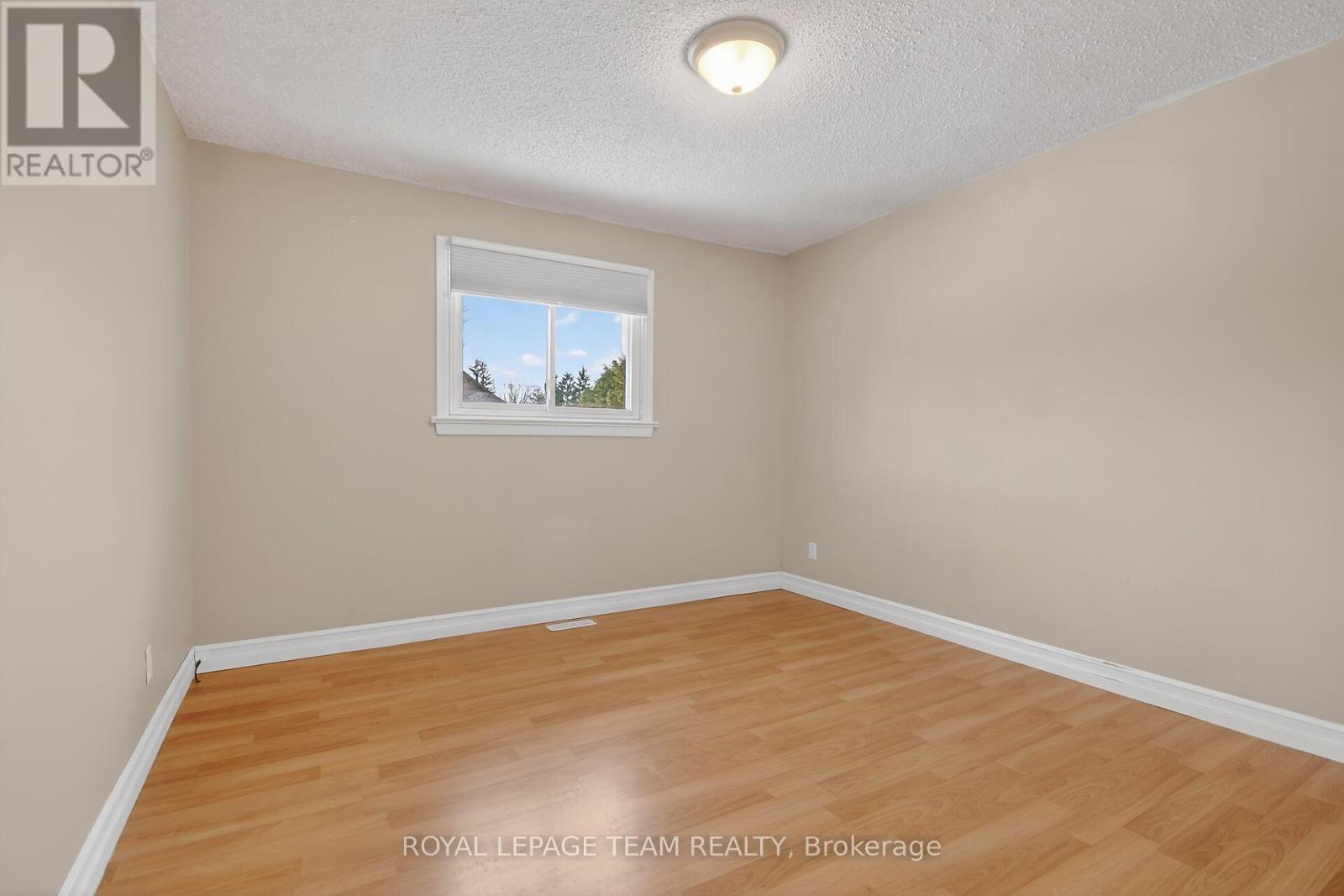 15 Savage Drive, Ottawa, Ontario  K2S 1B9 - Photo 18 - X12896636