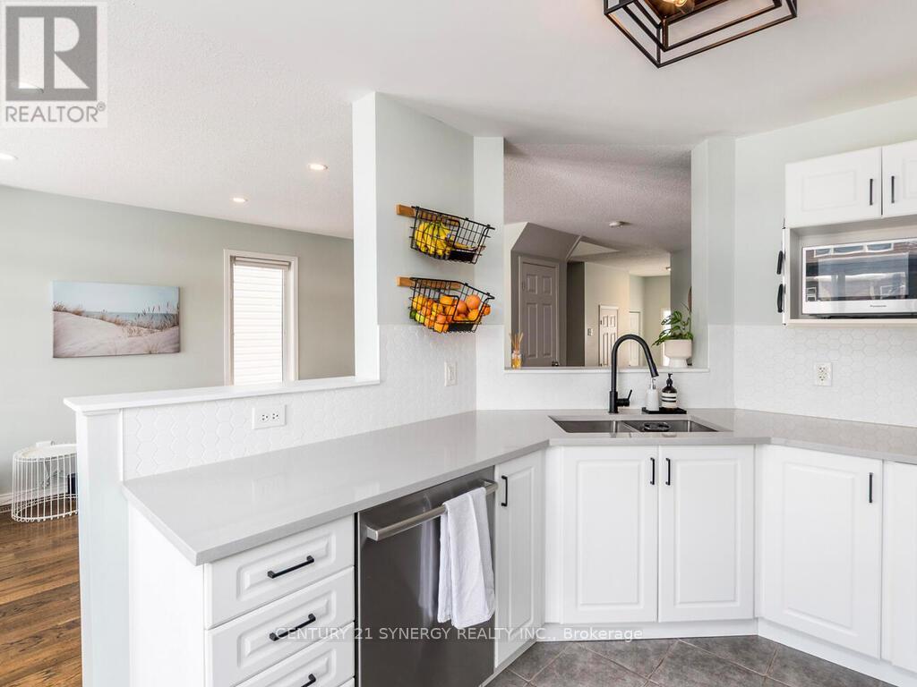 167 Romina Street, Ottawa, Ontario  K2S 0J3 - Photo 14 - X12896652