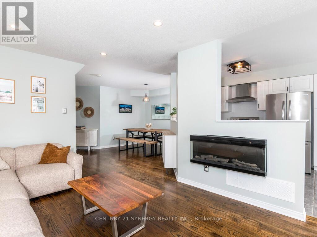 167 Romina Street, Ottawa, Ontario  K2S 0J3 - Photo 8 - X12896652