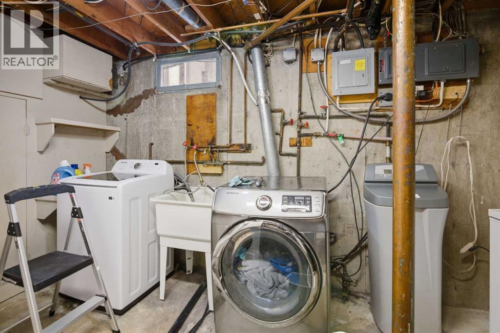 527 Athlone Road Se, Calgary, Alberta  T2H 1V8 - Photo 36 - A2292067