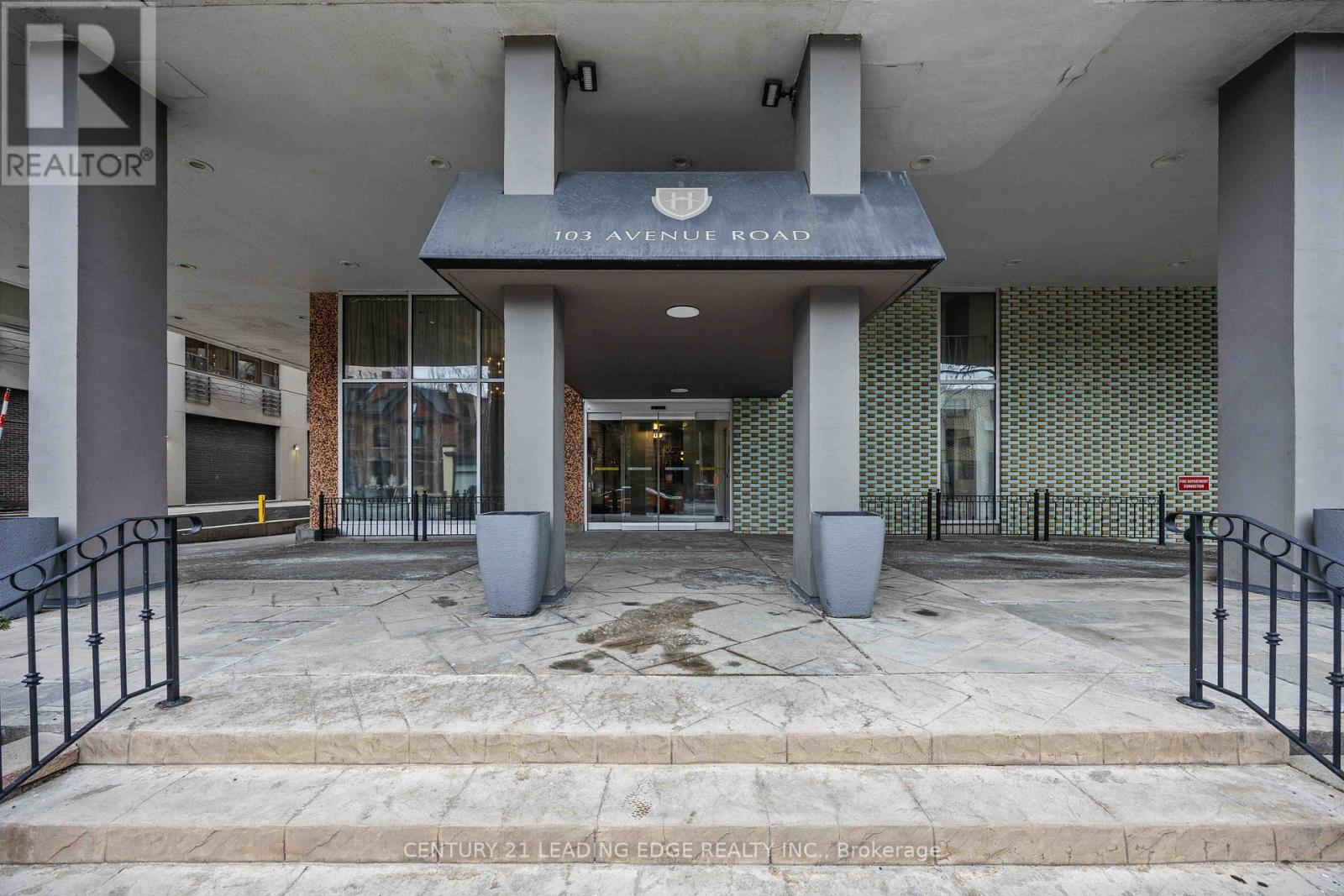 901 - 103 Avenue Road, Toronto, Ontario  M5R 2G9 - Photo 17 - C12896592