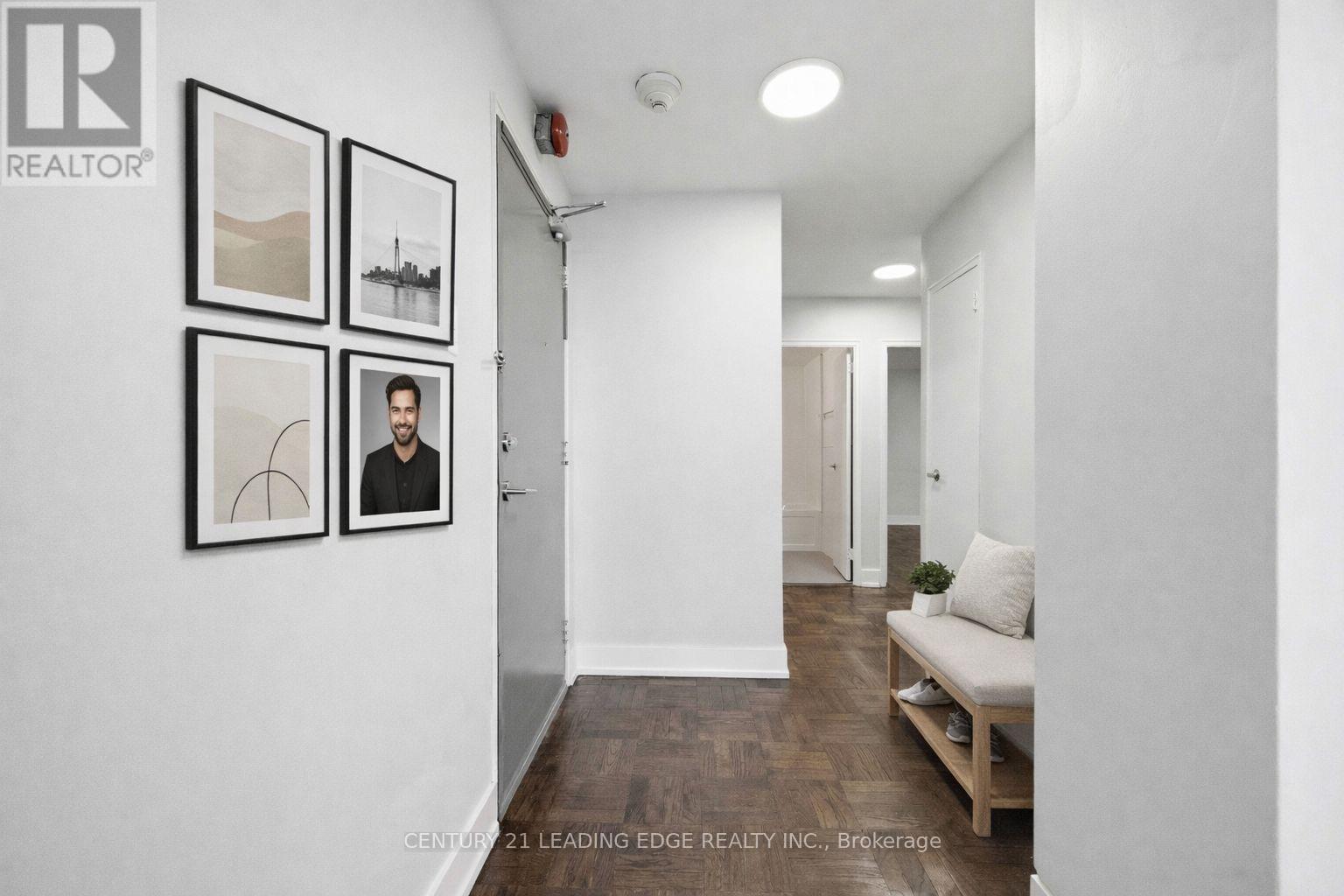 901 - 103 Avenue Road, Toronto, Ontario  M5R 2G9 - Photo 6 - C12896592